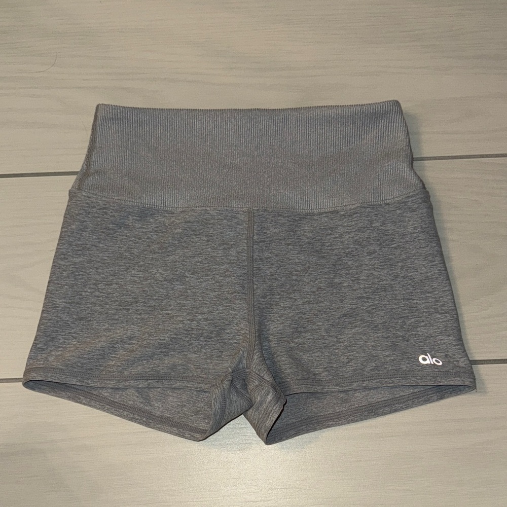 ALO Yoga Women's Charcoal Athletic Shorts